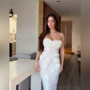 Fashion Nova Strapless White Floral Appliqué Midi Dress